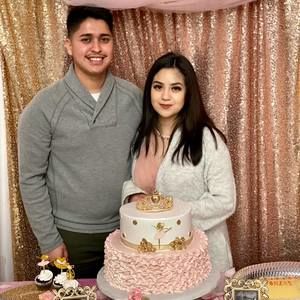 Meet your Posher, Sandra